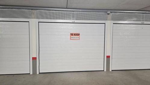 Te koop: ruime en droge garage in Oostende – ca. 18m², Immo, Garages en Parkeerplaatsen, Oostende