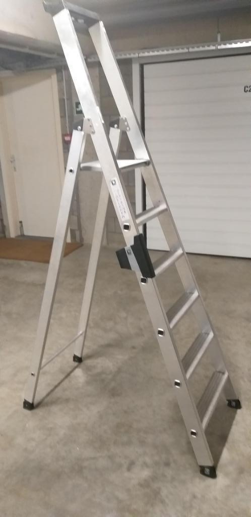 Professionele ladder met 6 treden, Bricolage & Construction, Échelles & Escaliers, Comme neuf, Échelle, 2 à 4 mètres, Enlèvement