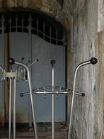 45 Tubax kapstokken| Atomic Age design met industriële flair, Huis en Inrichting, Gebruikt, Ophalen of Verzenden, Metaal, Staande kapstok