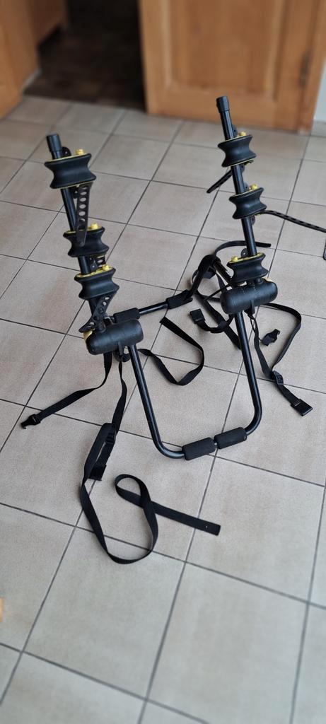 Porte velo suspendu pour 3 vélos, Fietsen en Brommers, Fietsaccessoires | Fietsenrekken, Zo goed als nieuw, Ophalen