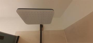 Douche kraan beschikbaar voor biedingen