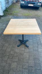 Vol eiken tafeltjes met zwart metalen poot, Huis en Inrichting, Ophalen, Zo goed als nieuw