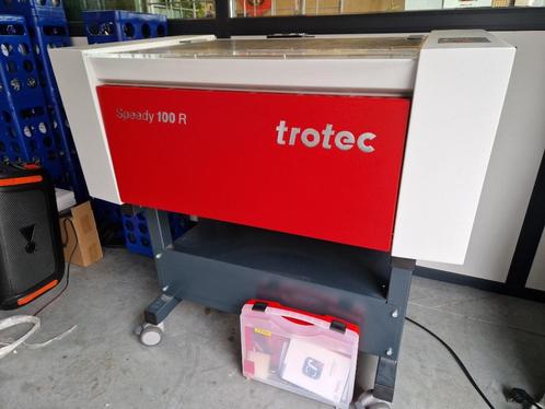 Trotec speedy 100 Laser graveermachine, Zakelijke goederen, Machines en Bouw | Industrie en Techniek, Ophalen