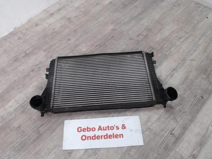 INTERCOOLER Volkswagen Golf VI (5K1) (01-2008/11-2013), Auto-onderdelen, Airco en Verwarming, Volkswagen, Gebruikt