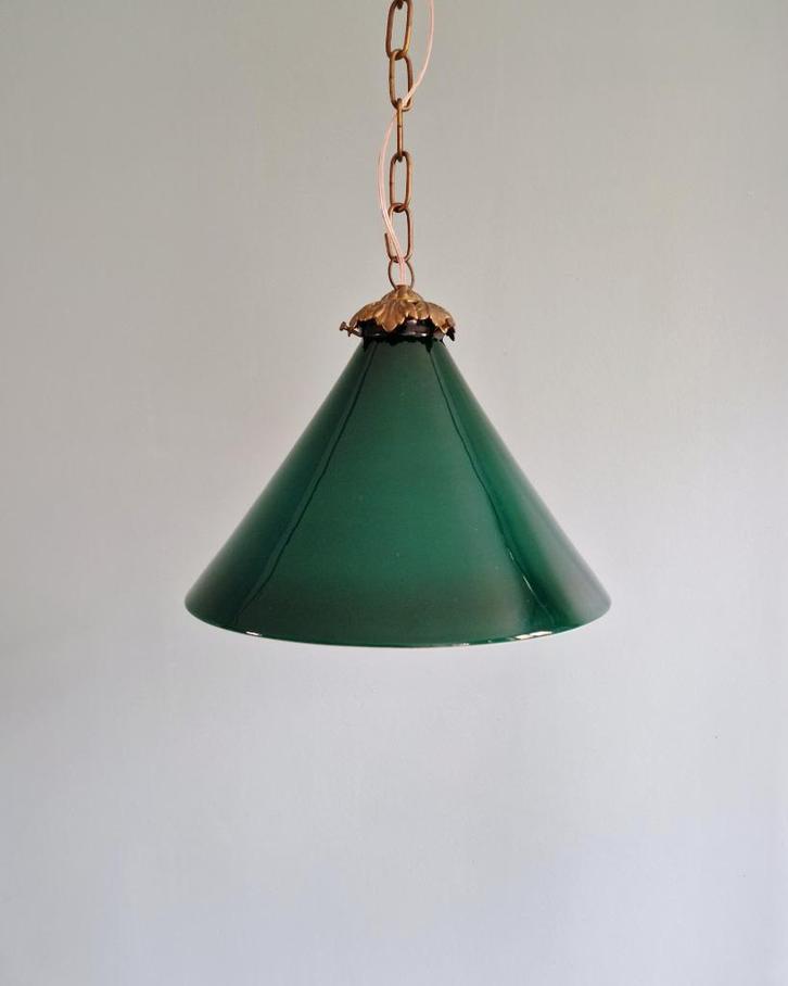 Art Deco hanglamp in kegelgroen opaline, 1920-30, Antiek en Kunst, Antiek | Verlichting, Ophalen of Verzenden