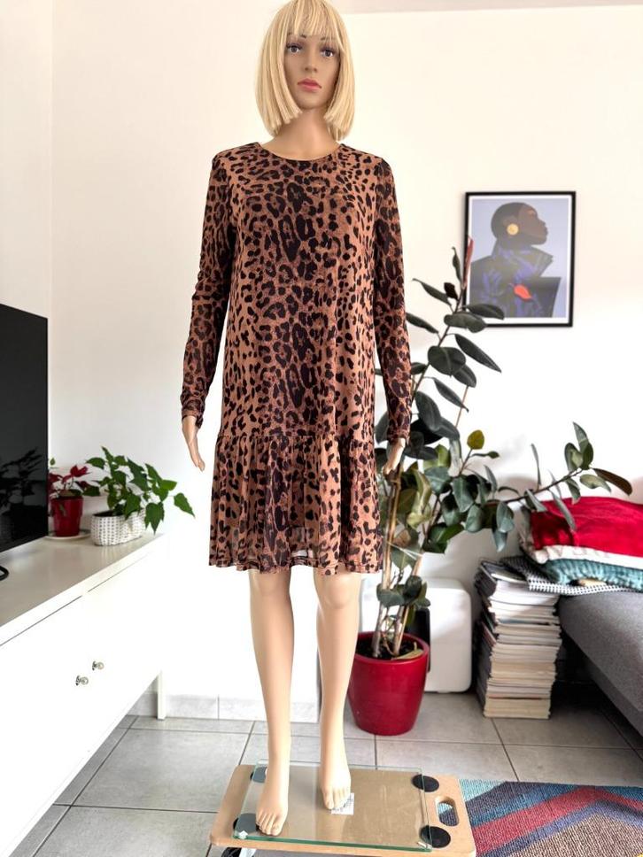 Belle robe léopard (taille S/M), Vêtements | Femmes, Robes, Porté, Taille 38/40 (M), Noir, Au-dessus du genou, Enlèvement ou Envoi