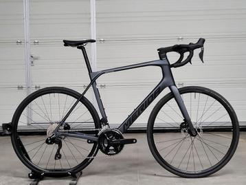 Merida Scultura Endurance 6000 Carbon Racefiets 150KM! disponible aux enchères