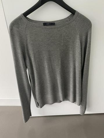 Grijs truitje maat S van Zara, in perfecte staat! Heel weini beschikbaar voor biedingen