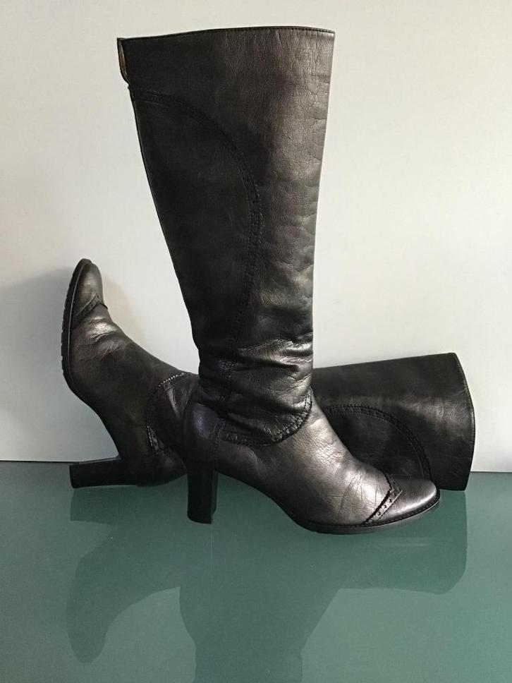 Gratis Verzenden | Peter Kaiser grijze zwarte laarzen 38½, Kleding | Dames, Schoenen, Zo goed als nieuw, Hoge laarzen, Zwart, Verzenden