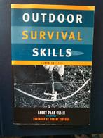 Outdoor survival skills - Larry Dean Olsen 6e Editie 1997, Ophalen of Verzenden, Zo goed als nieuw, Overige onderwerpen, Larry Dean Olsen