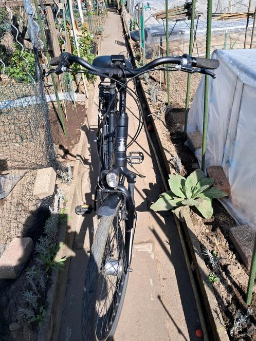 Elektrische fiets, Fietsen en Brommers, Elektrische fietsen, Zo goed als nieuw, Ophalen