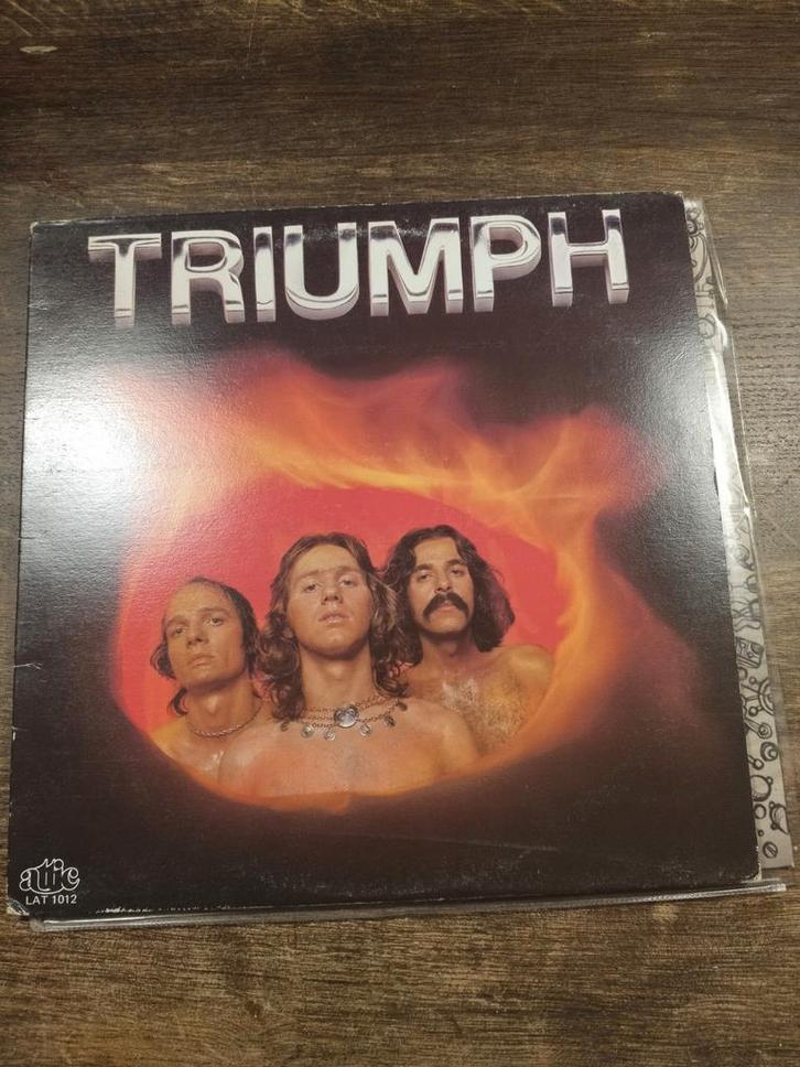 lp triumph, Cd's en Dvd's, Vinyl | Hardrock en Metal, Ophalen of Verzenden