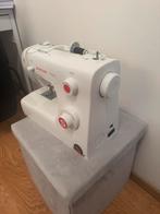 Singer naaimachine, Hobby en Vrije tijd, Naaimachines en Toebehoren, Ophalen, Zo goed als nieuw, Naaimachine, Singer
