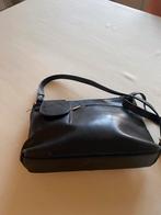 Leder met binnenvakjes, Enlèvement, Comme neuf