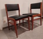 2 Deense vintage stoelen ( teak ) in goede staat., Ophalen