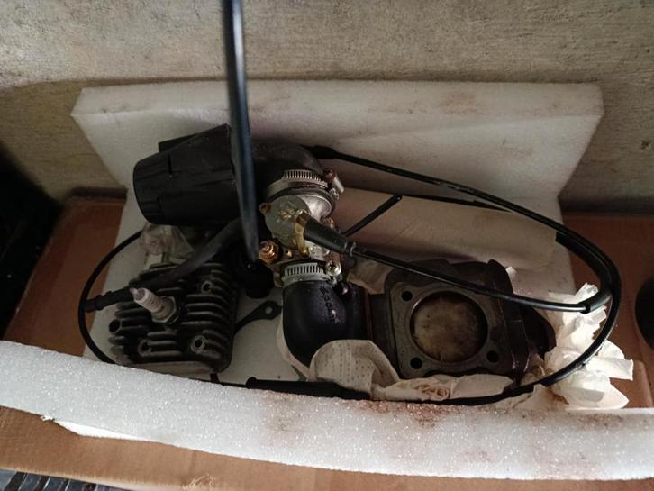 Mbk booster spirit Malossi cilinder polini klappedoos carbu, Fietsen en Brommers, Brommeronderdelen | Scooters, Zo goed als nieuw