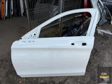 Mercedes C-Klasse W205 linker voordeur beschikbaar voor biedingen