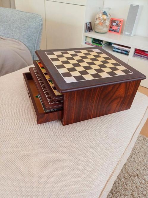 Luxe houten spellendoos met 10 bordspellen in 1., Hobby en Vrije tijd, Gezelschapsspellen | Overige, Ophalen