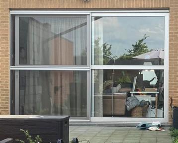 Horraam/vliegenschuifdeur 4j met sterk gaas (260x180) beschikbaar voor biedingen