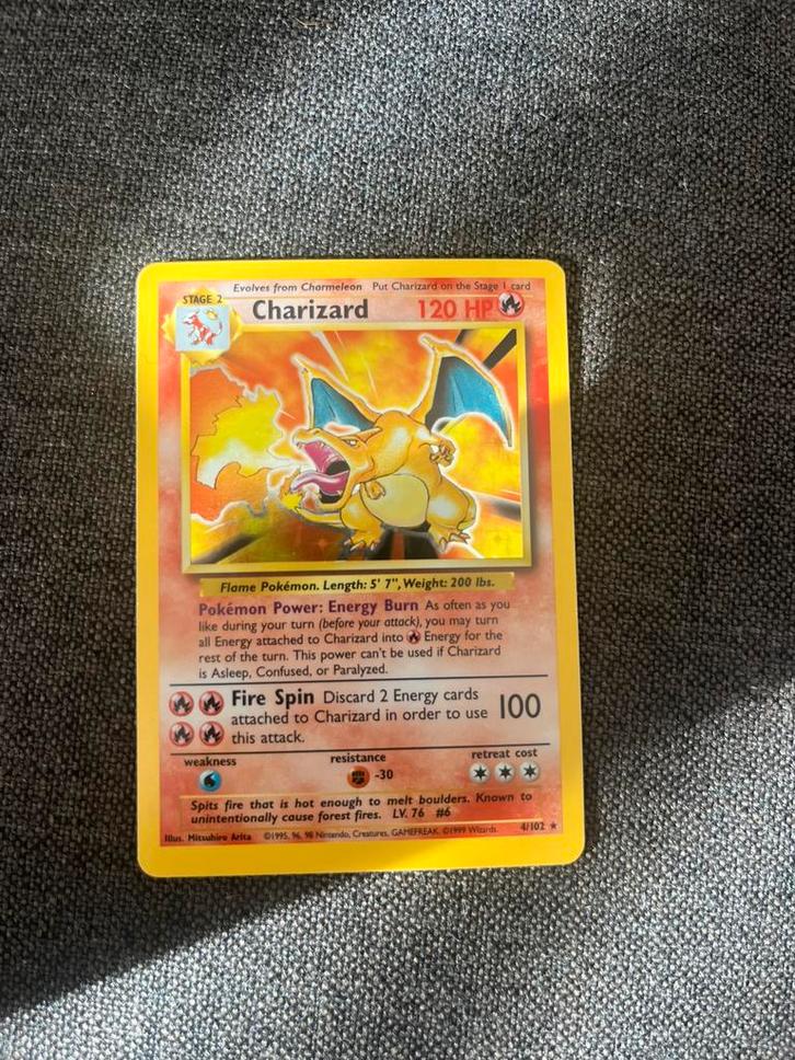 Base charizard nm, Hobby en Vrije tijd, Verzamelkaartspellen | Pokémon, Ophalen of Verzenden