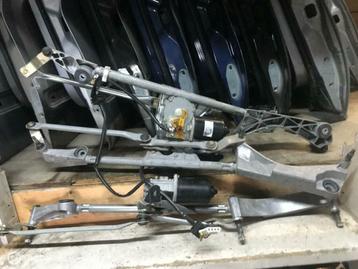 Mercedes C-klasse W203 Ruitenwissermotor compleet A203820342 beschikbaar voor biedingen
