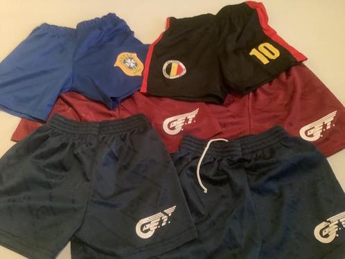 Sportkleding maat 116, Enfants & Bébés, Vêtements enfant | Taille 116, Utilisé, Vêtements de sport ou Maillots de bain, Enlèvement