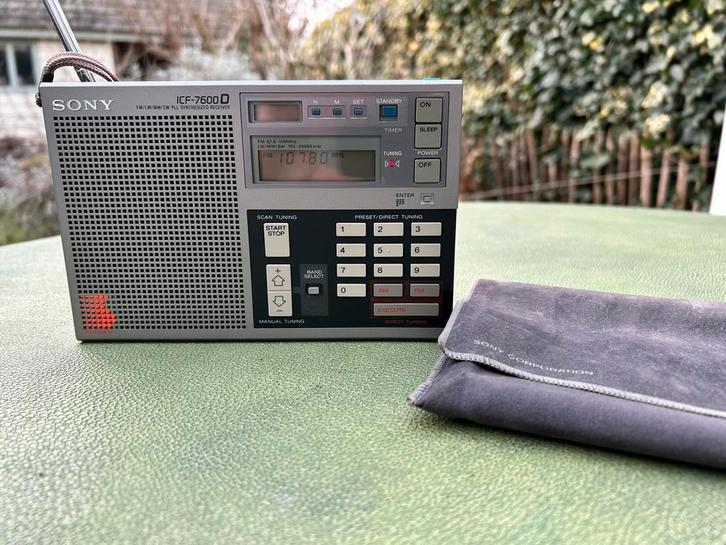 Sony ICF-7600D PLL synthetized receiver, Audio, Tv en Foto, Radio's, Gebruikt, Wereldontvanger, Ophalen of Verzenden