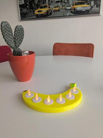 Bananen LED-theelichthouder – Originele woonaccessoire beschikbaar voor biedingen