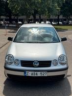 VW Polo // Benzine, Bedrijf, Handgeschakeld, Dealer onderhouden, Zilver of Grijs