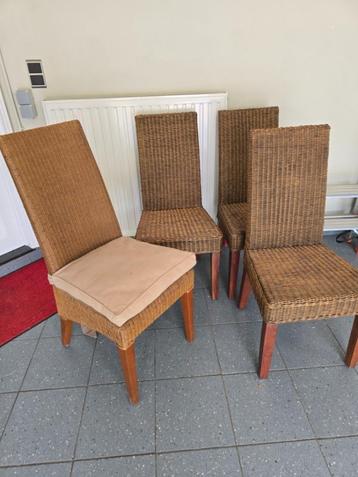 Rieten stoelen 4 stuks beschikbaar voor biedingen