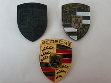Porsche capot logo +- 67 mm x +- 50 mm beschikbaar voor biedingen