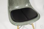 Eames Chair Seatdot / Zitkussen 2x zwart, Huis en Inrichting, Ophalen of Verzenden, Zo goed als nieuw, Zwart, Leer