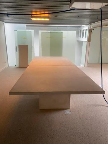 Tafel/Bureau Zelf af te halen, TOT 9 NOVEMBER!!! beschikbaar voor biedingen