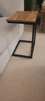 bijzettafel, Enlèvement