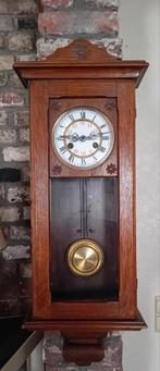 Ancienne horloge pendule en bois avec clé, Ophalen of Verzenden