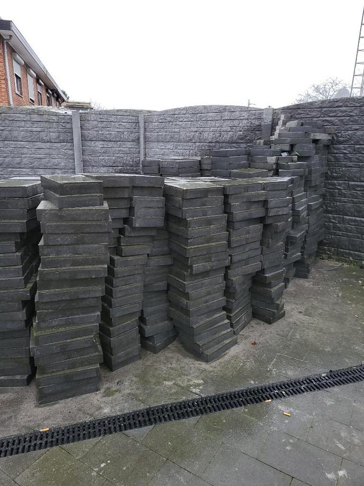 Betonklinkers carbon 32,5Bx21,5Lx6H 15m² nog over In totaal, Tuin en Terras, Tegels en Klinkers, Zo goed als nieuw, Klinkers, Beton
