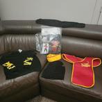 Verschillende kostuums, Ophalen, Zo goed als nieuw