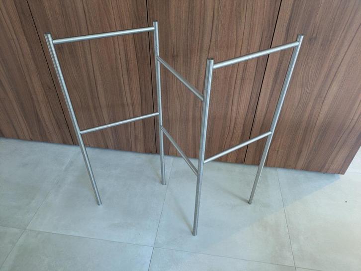 BROGRUND Uittrekbaar Handdoekenrek – Zo goed als nieuw, Huis en Inrichting, Badkamer | Badkamermeubels, Zo goed als nieuw, Overige typen