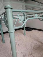 Smeedijzeren tafel met glazenblad, Ophalen, Gebruikt, Vierkant, Metaal