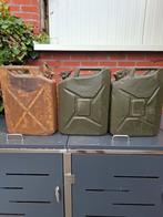 3 rare jerrycans ww2, Verzamelen, Ophalen, Landmacht, Overige typen