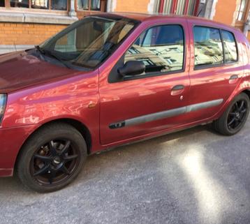 Renault clio 2 1.2 essence toit ouvrant contrôle technique, Autos, Achat, Toit ouvrant, Particulier, Essence