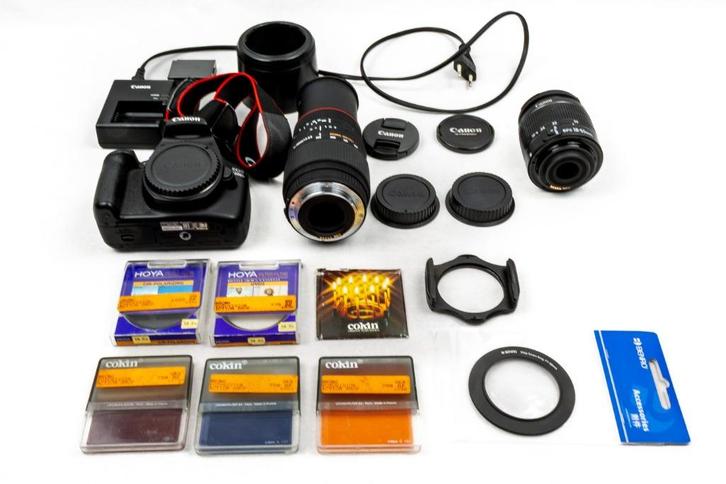 Canon EOS 1200D + 2 objectieven + vele accessoires, Audio, Tv en Foto, Fotocamera's Digitaal, Zo goed als nieuw, Spiegelreflex