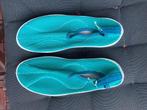 Chaussures aquatiques Décathlon 34-35, Kinderen en Baby's, Kinderkleding | Schoenen en Sokken, Gebruikt, Décathlon, Ophalen of Verzenden