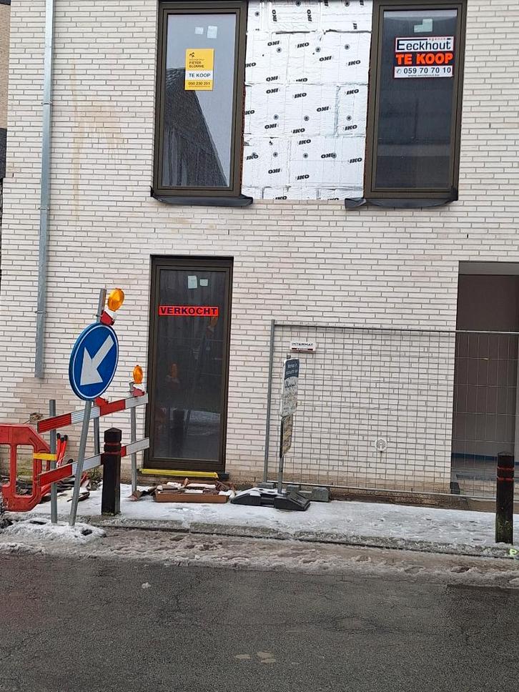 TE HUUR NIEUWBOUW 1SLPK BREDENE, Immo, Appartementen en Studio's te huur, Provincie West-Vlaanderen, 50 m² of meer