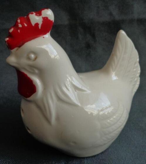 Salière en céramique avec figurine de poulet coq H7xL6.5xW4c, Maison & Meubles, Cuisine | Vaisselle, Utilisé, Céramique, Enlèvement ou Envoi