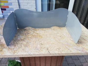 Windscherm voor rond kooktoestel beschikbaar voor biedingen