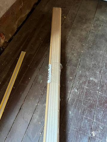 Hoge plinten Manhattan 9916 beschikbaar voor biedingen