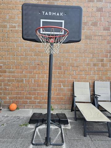 Basketbal basketring decathlon basketbalring basketbalpaal beschikbaar voor biedingen