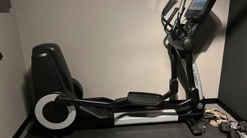 Life Fitness 95X Discover crosstrainer  beschikbaar voor biedingen