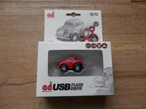 USB stick VW Kever, 8 GB, rood., Verzamelen, Automerken, Motoren en Formule 1, Nieuw, Auto's, Ophalen
